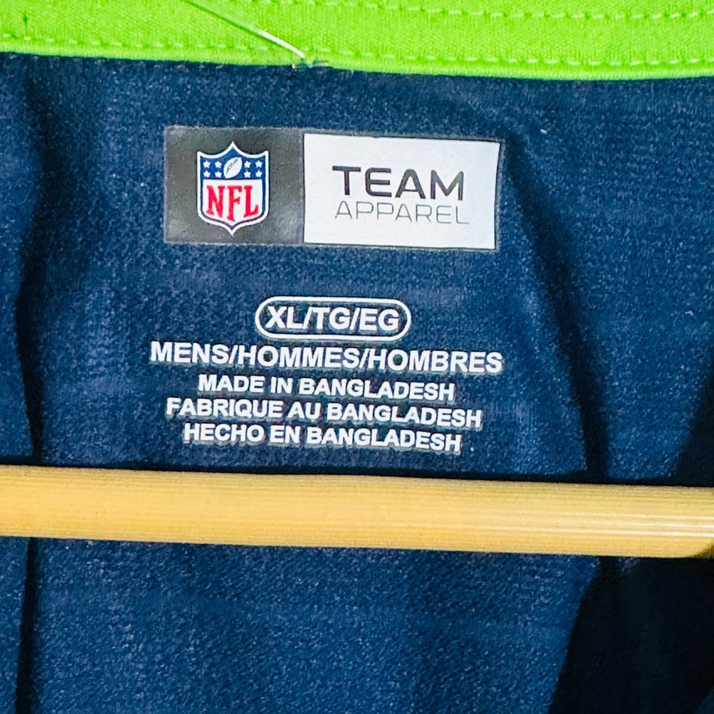 NFL Seattle Seahawks Navy and Green  Polo Shirt New with tag size XL - Picture 5 of 7